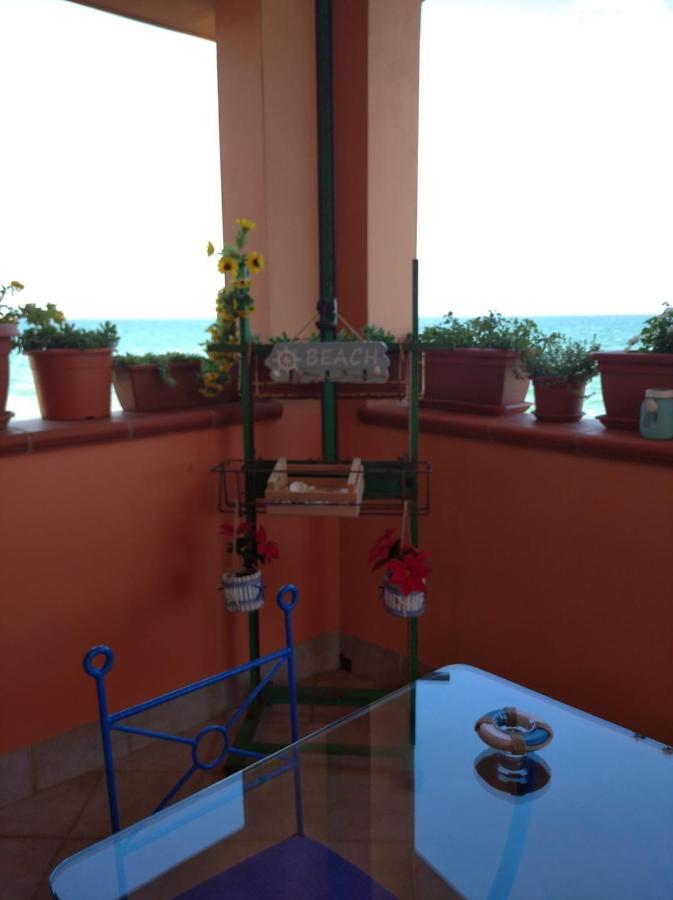 La Maddalena  Casa Bon' Aria Fronte Mare Sud Sardegnaヴィラ エクステリア 写真